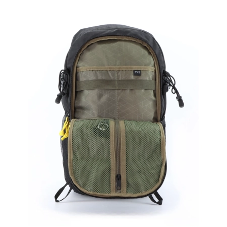 Plecak pionowy National Geographic Destination czarny 15l