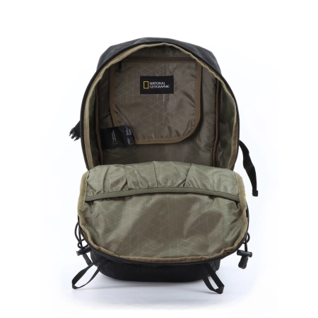 Plecak pionowy National Geographic Destination czarny 15l